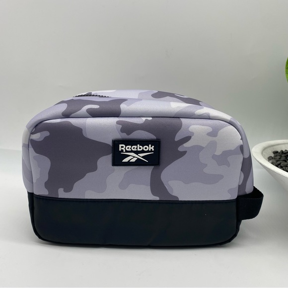 Reebok Noble Dopp Kit in Light Grey Camouflage for toiletries travel size 6L NEW - Picture 7 of 8